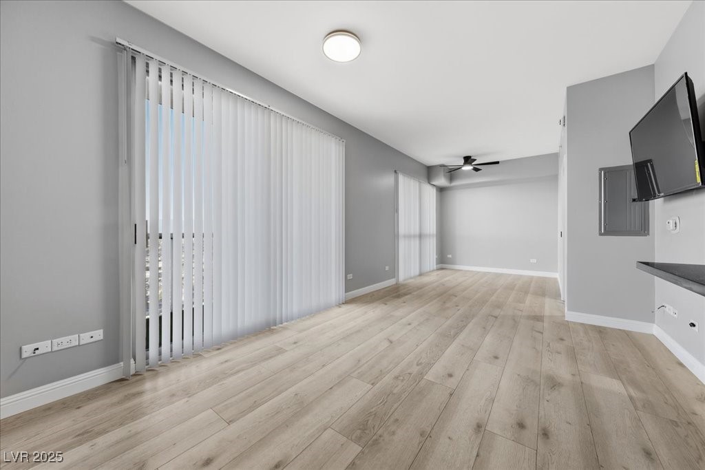 200 W Sahara Avenue 2809