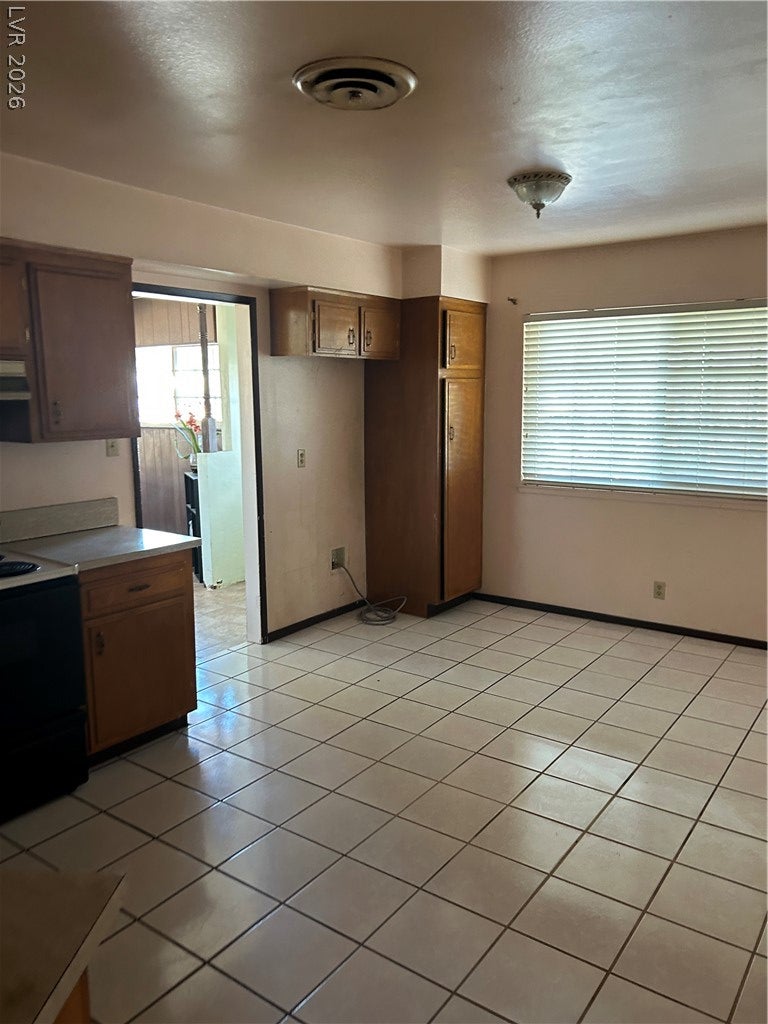 1635 Anasazi Avenue