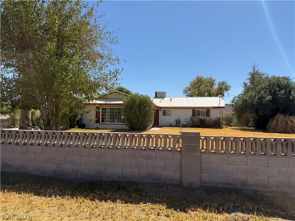 1635 Anasazi Ave – Investment Home