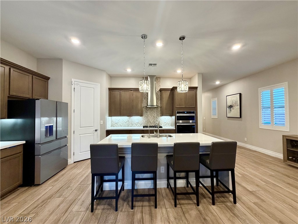 4124 Elegant Chateau Street