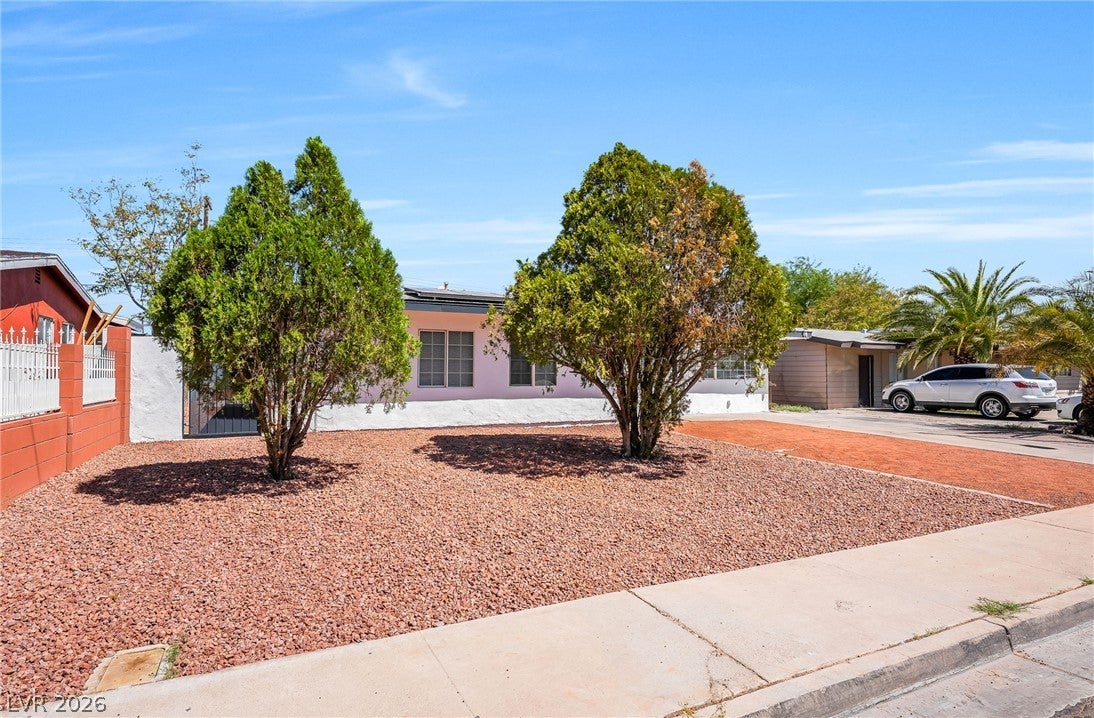 2204 Dune Drive