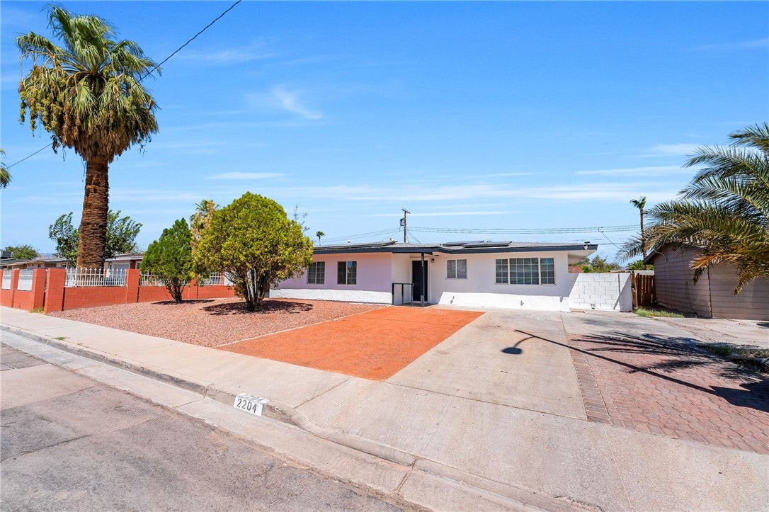 2204 Dune Drive
