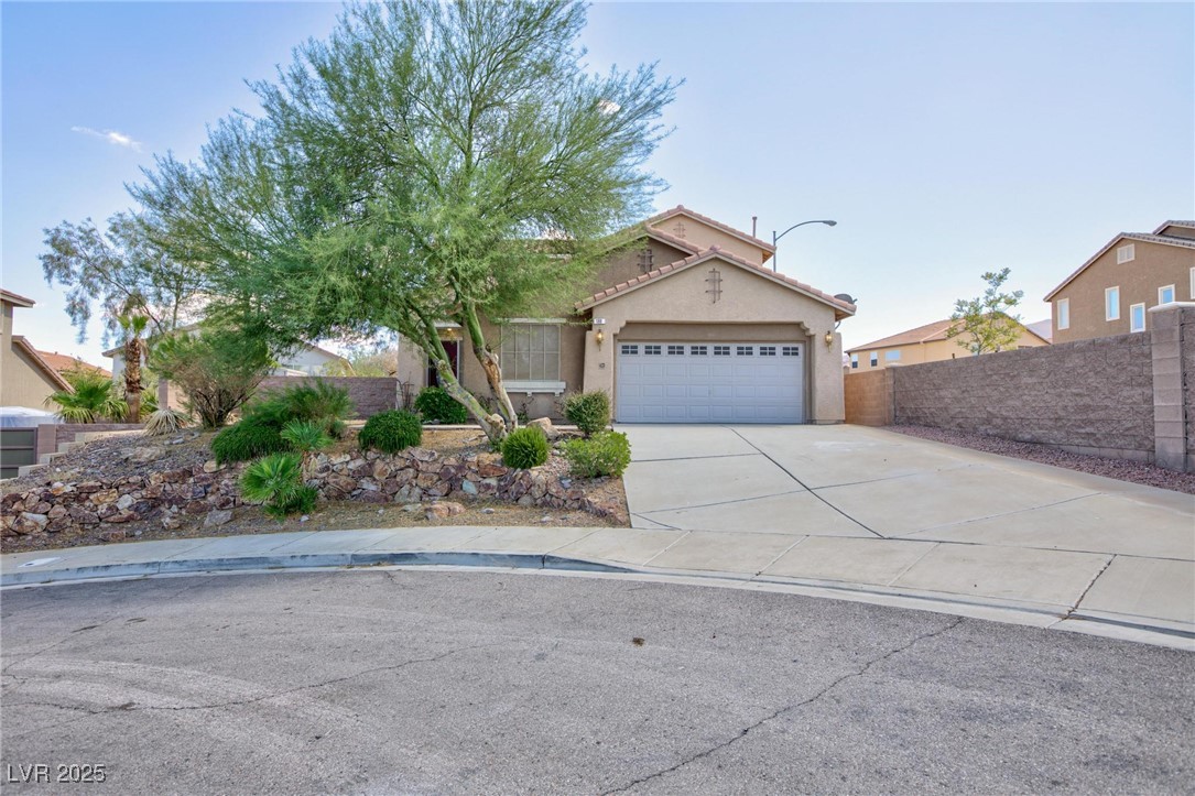 Henderson, Nevada 89012, United States, 4 Bedrooms Bedrooms, ,3 BathroomsBathrooms,Residential,Active,219398