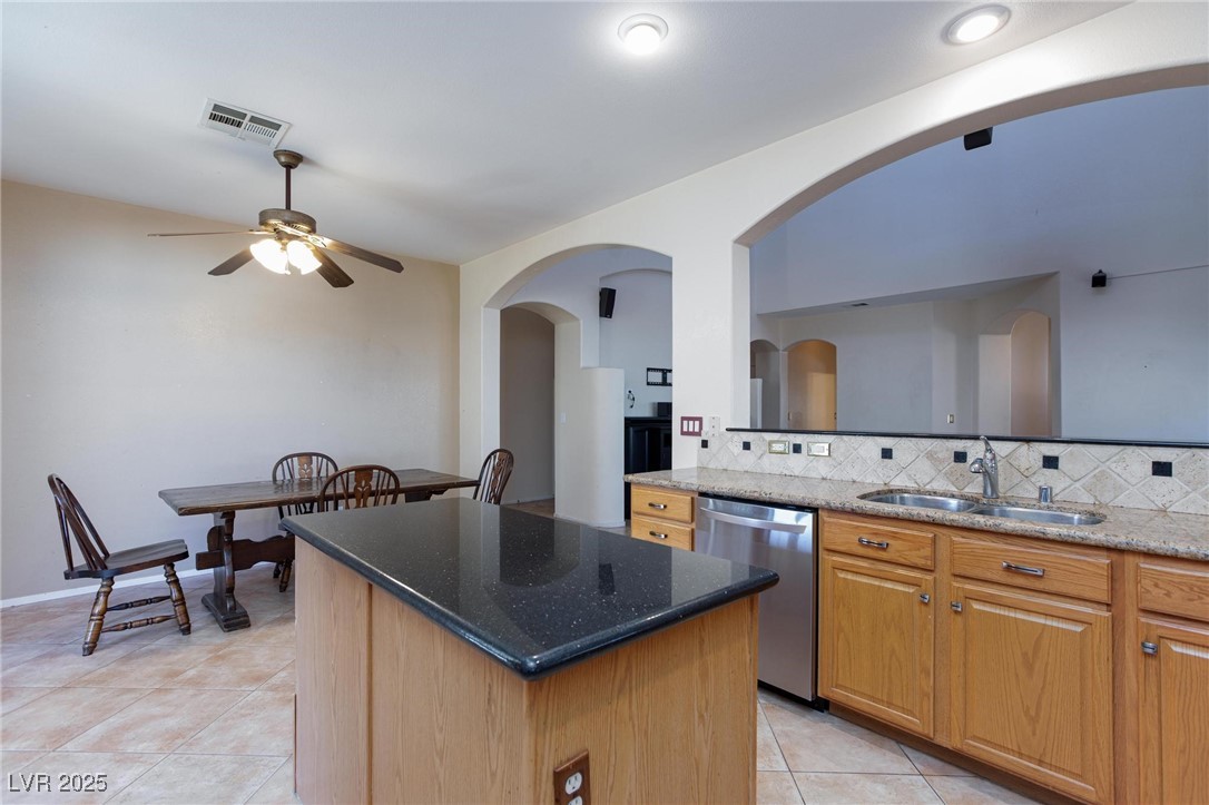 Henderson, Nevada 89012, United States, 4 Bedrooms Bedrooms, ,3 BathroomsBathrooms,Residential,Active,219398