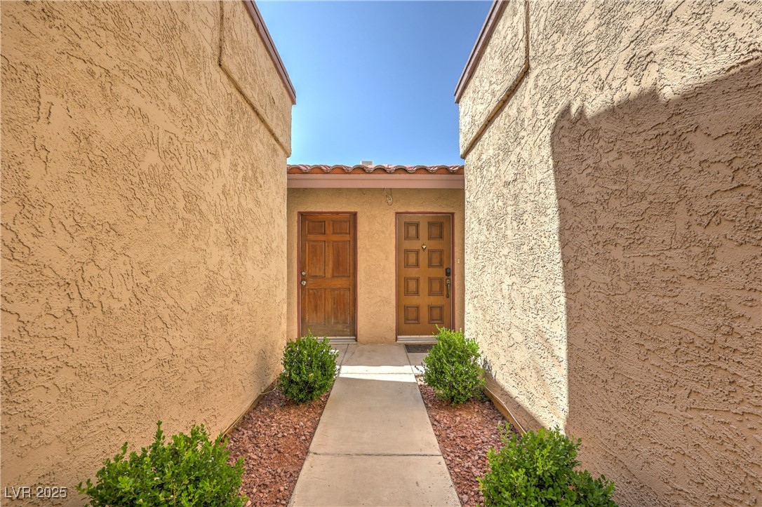 1857 Arbol Verde Way