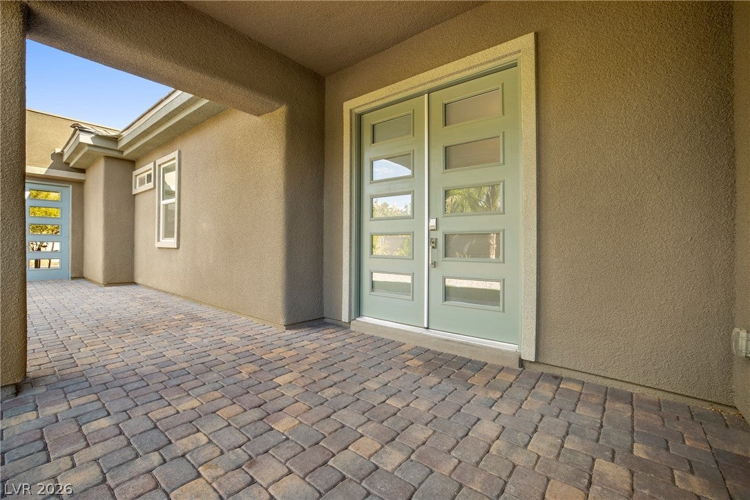 87 Reflection Bay Drive