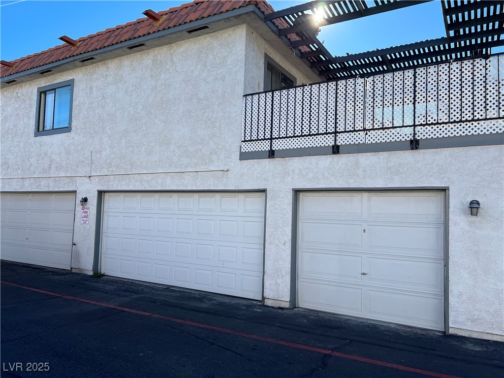 1009 Willow Tree Drive C