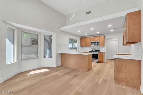 8537 Glenmount Drive Las Vegas NV 89134