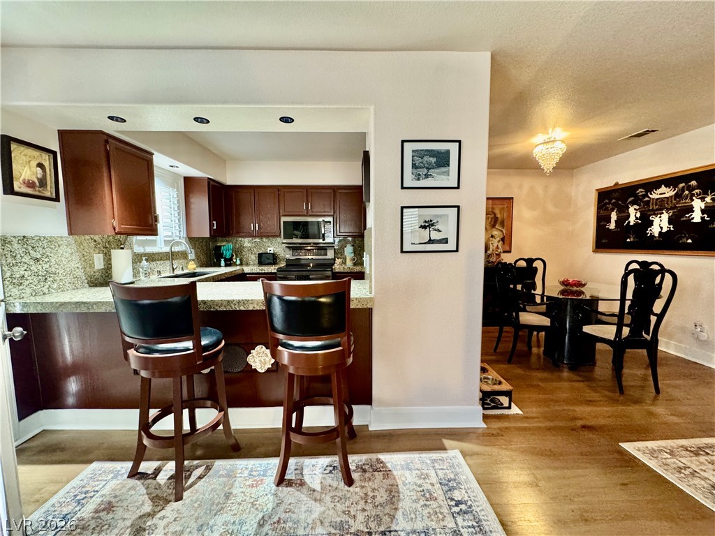 2725 S Nellis Boulevard 2052