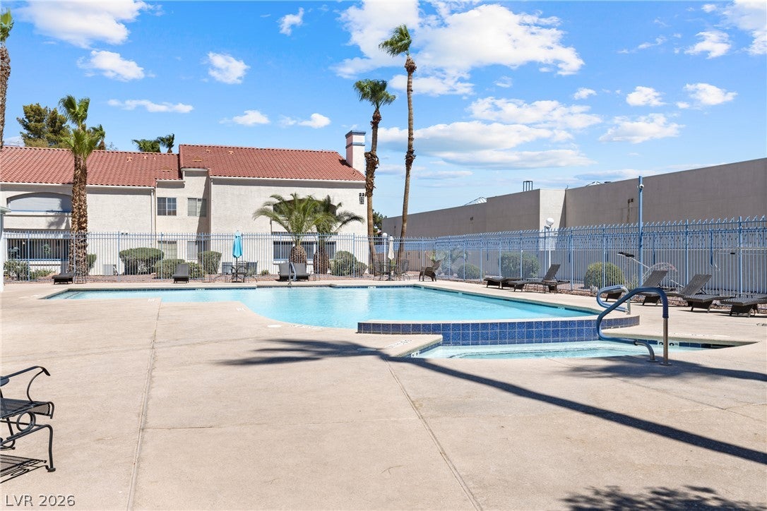 2725 S Nellis Boulevard 2052