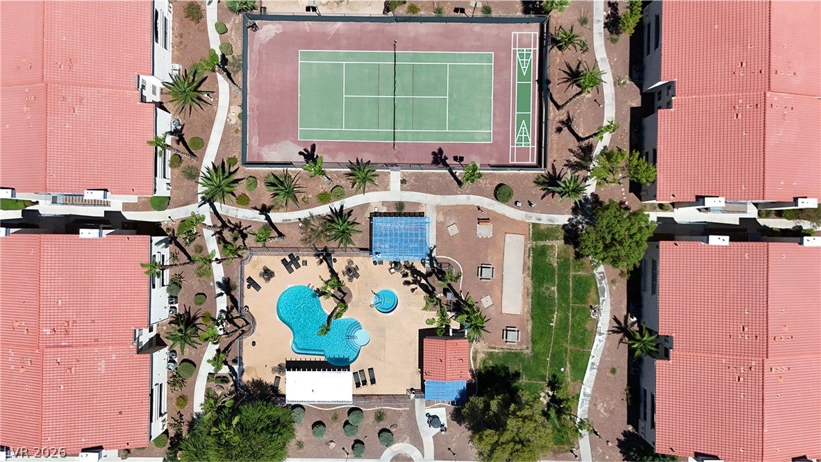2725 S Nellis Boulevard 2052