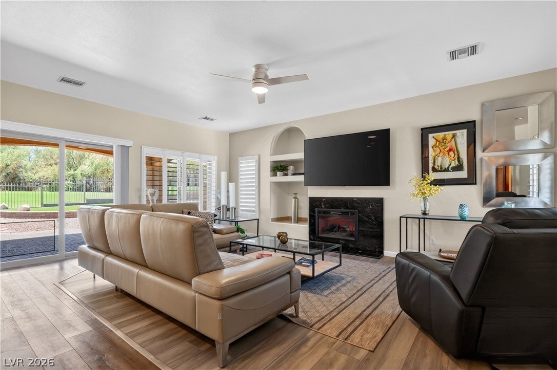 2517 Links Drive