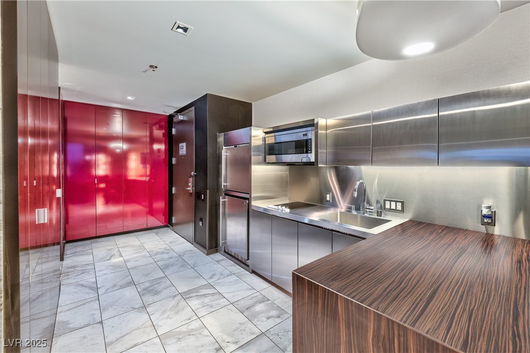 4381 W Flamingo Road 3507