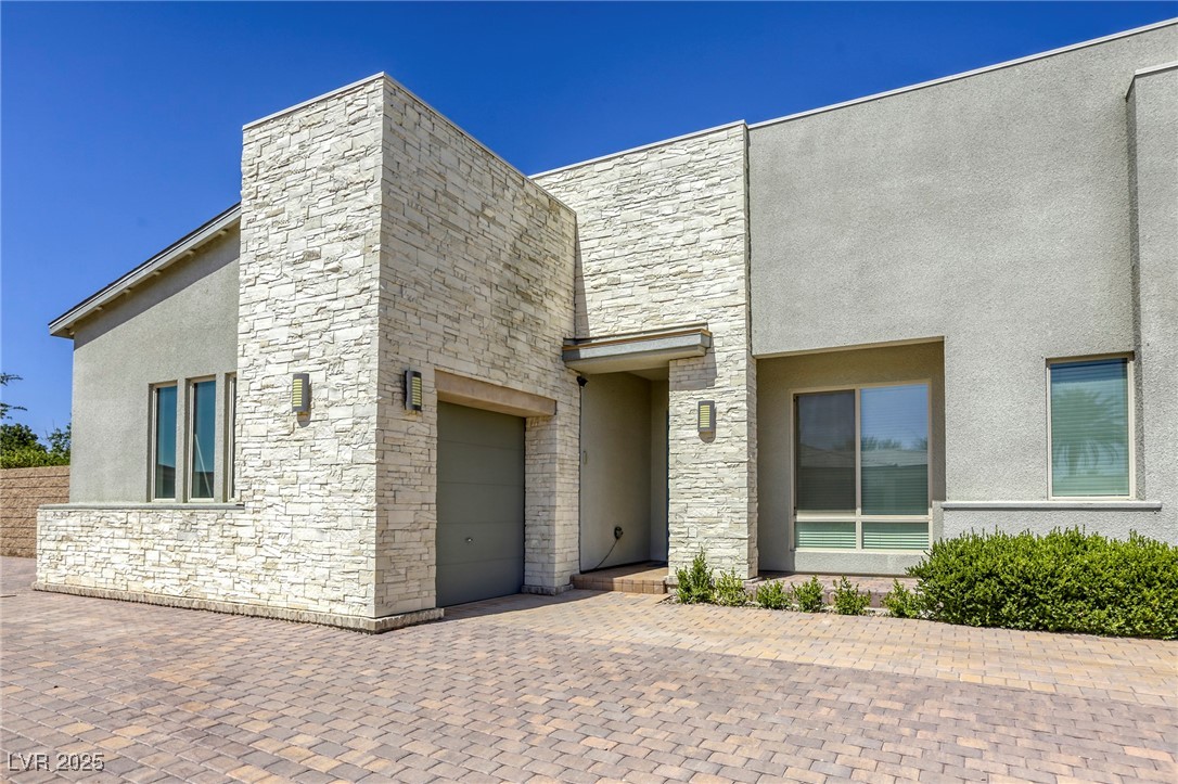 7878 Wildwood Ridge Court