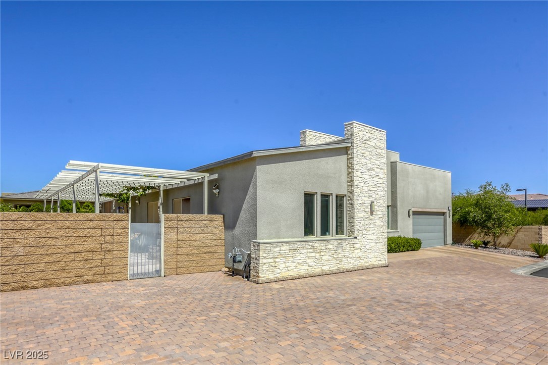 7878 Wildwood Ridge Court