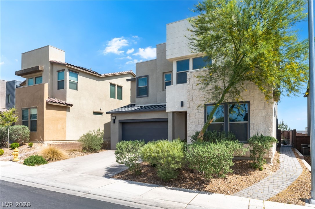 6912 Boulder Canyon Street