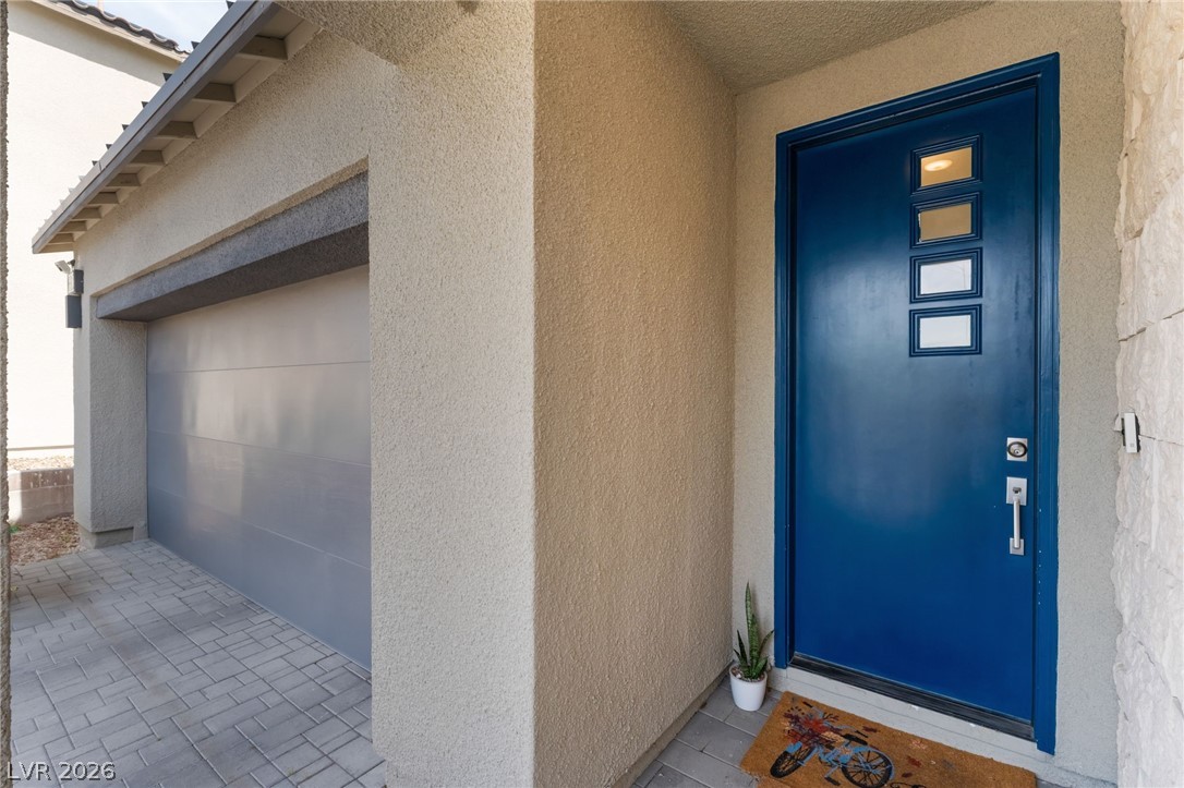 6912 Boulder Canyon Street