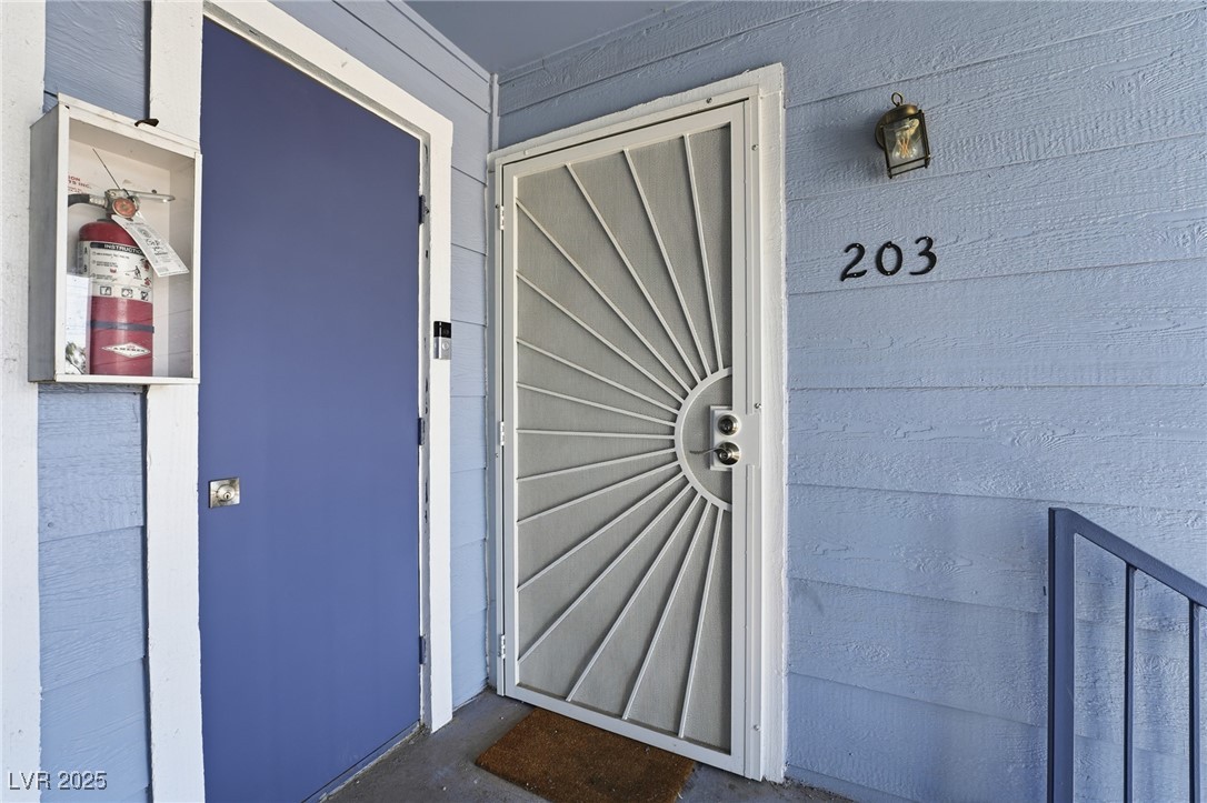 5330 Portavilla Court 203