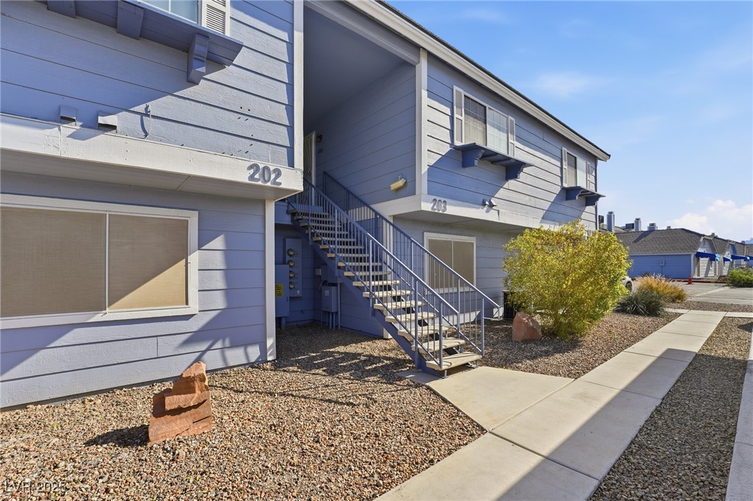 5330 Portavilla Court 203