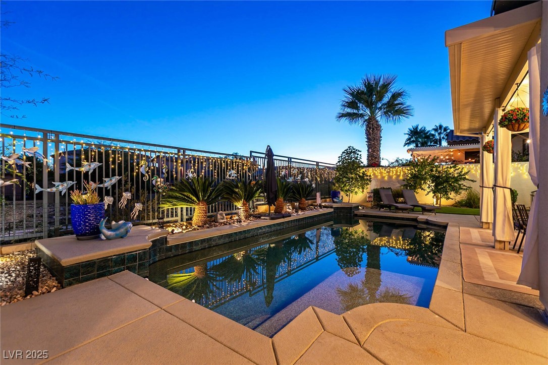 10413 Burensburg Avenue