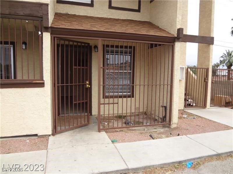5456 Cabeza Drive B