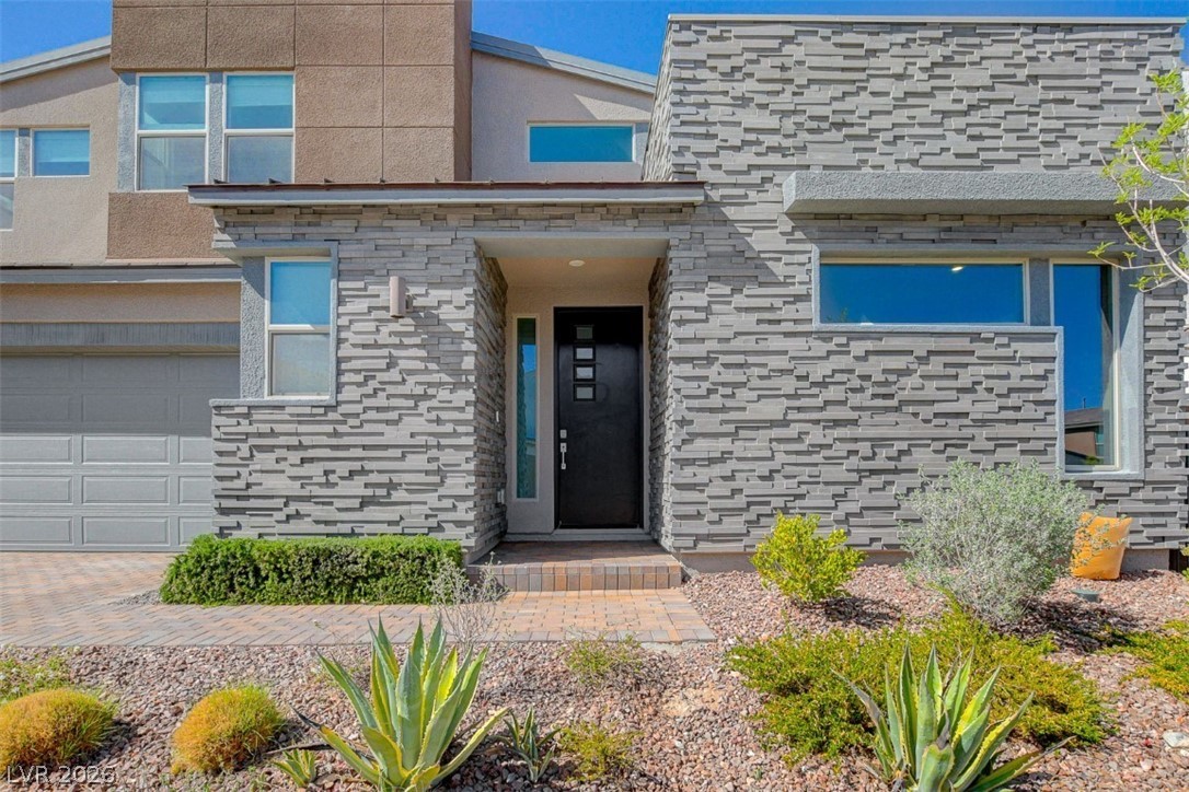 10280 Timberline Valley Avenue