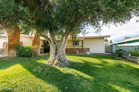 4681 Lancer Way Las Vegas NV 89121