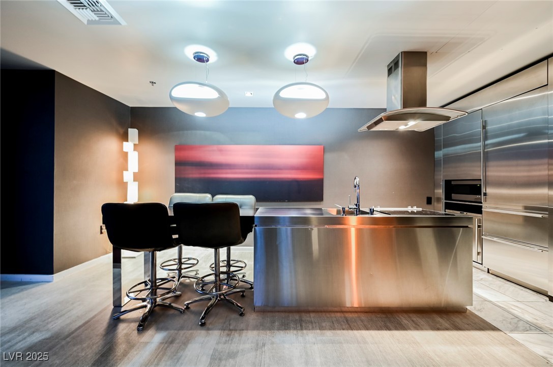 4381 W Flamingo Road 2322/2320