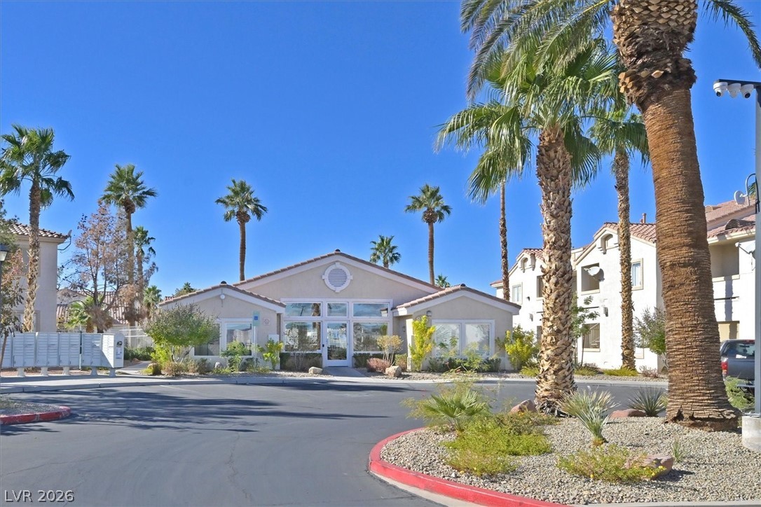 855 N Stephanie Street 2624
