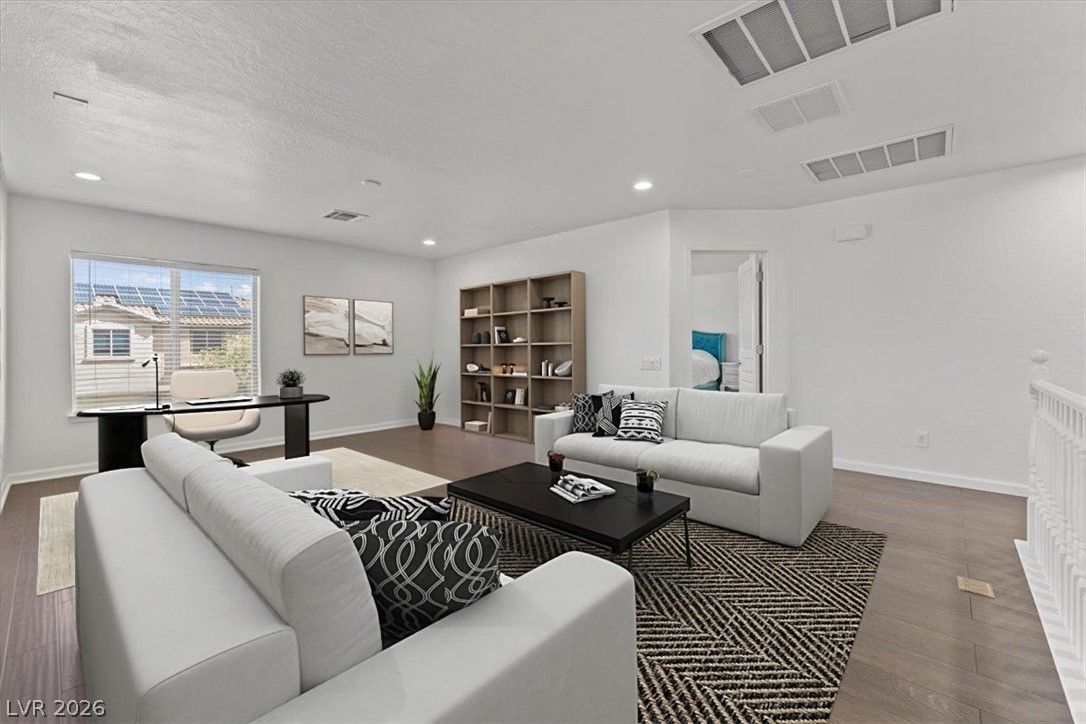 157 Cobalt Sky Avenue