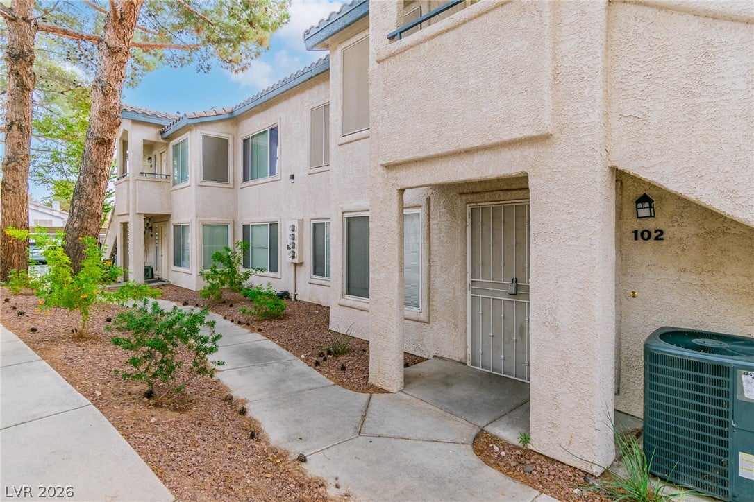 3128 Tarpon Drive 102