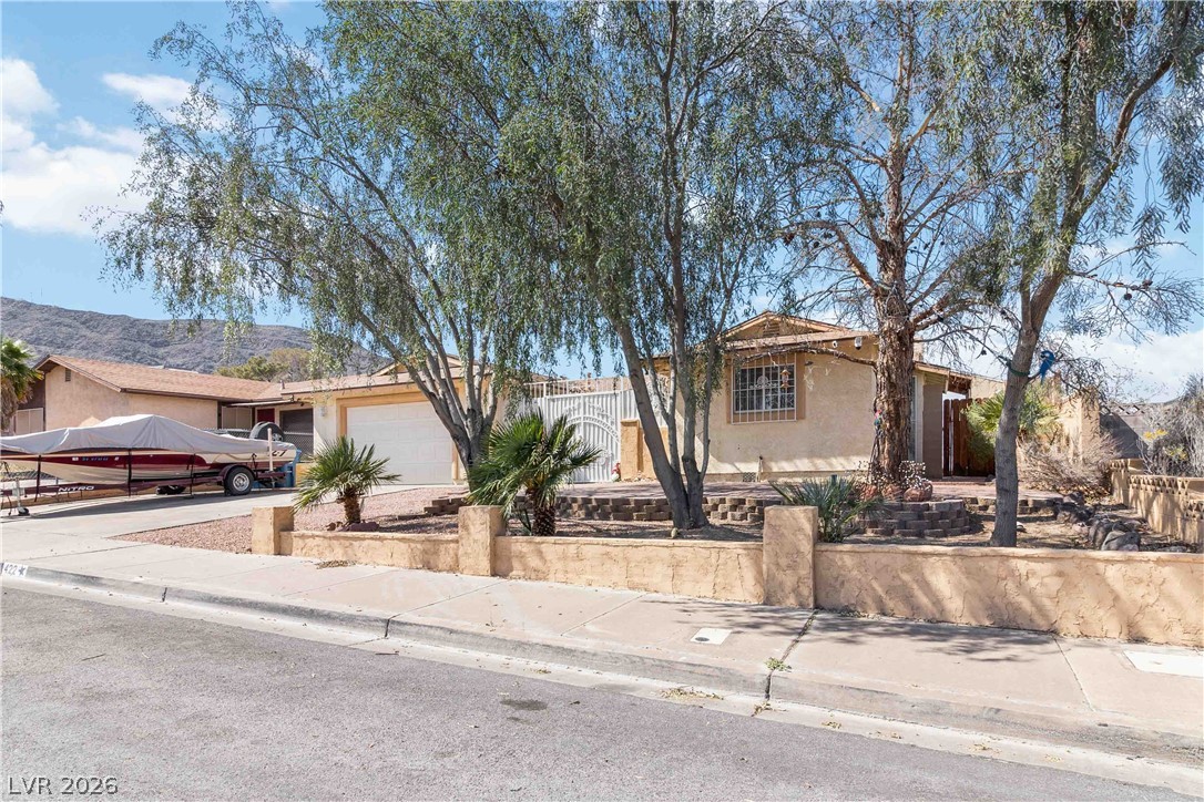 422 Bottle Brush Way