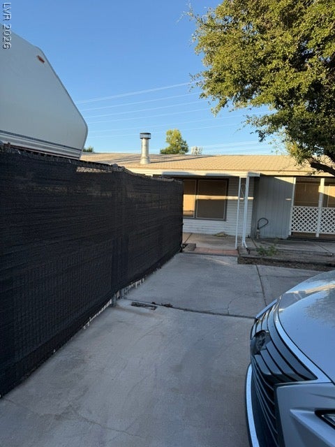 1512 Patrick Lane