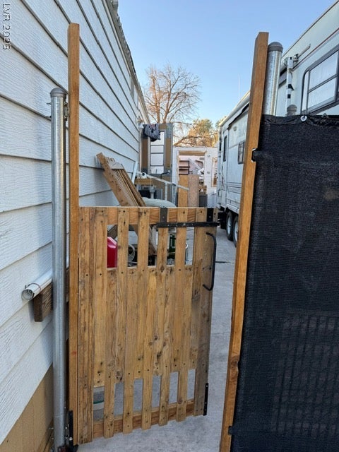 1512 Patrick Lane