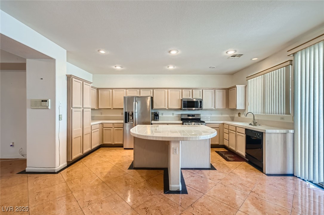 89 Autumn Day Street, Henderson, Nevada image 6