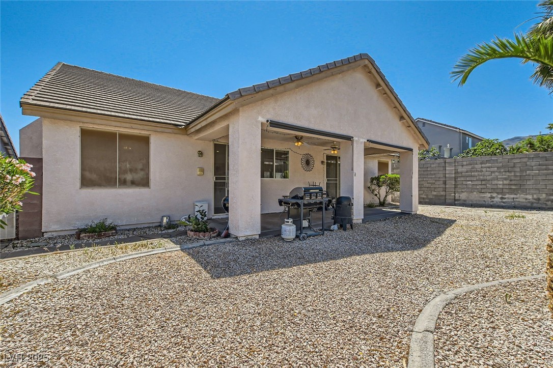 89 Autumn Day Street, Henderson, Nevada image 24