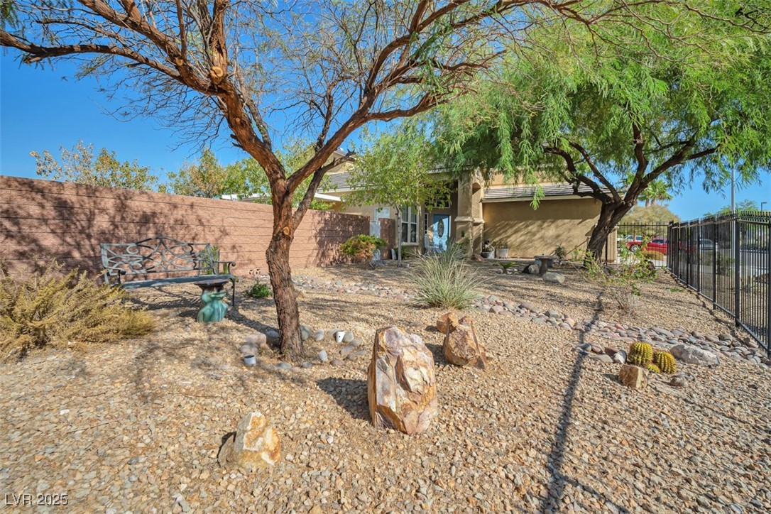 1740 Flores Lane, Henderson, Nevada image 3