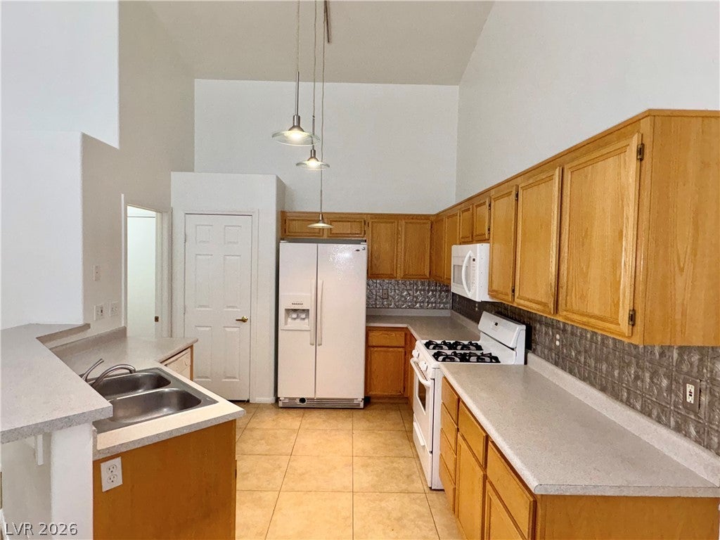 4011 Chalfont Court