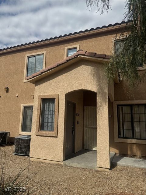 2131 Hussium Hills Street 207 Las Vegas NV 89108