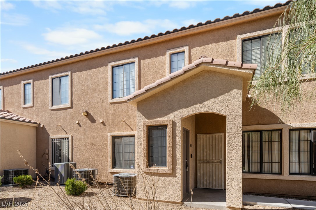 2131 Hussium Hills Street 207