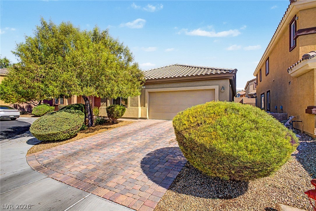32 Buffalo Gap Court