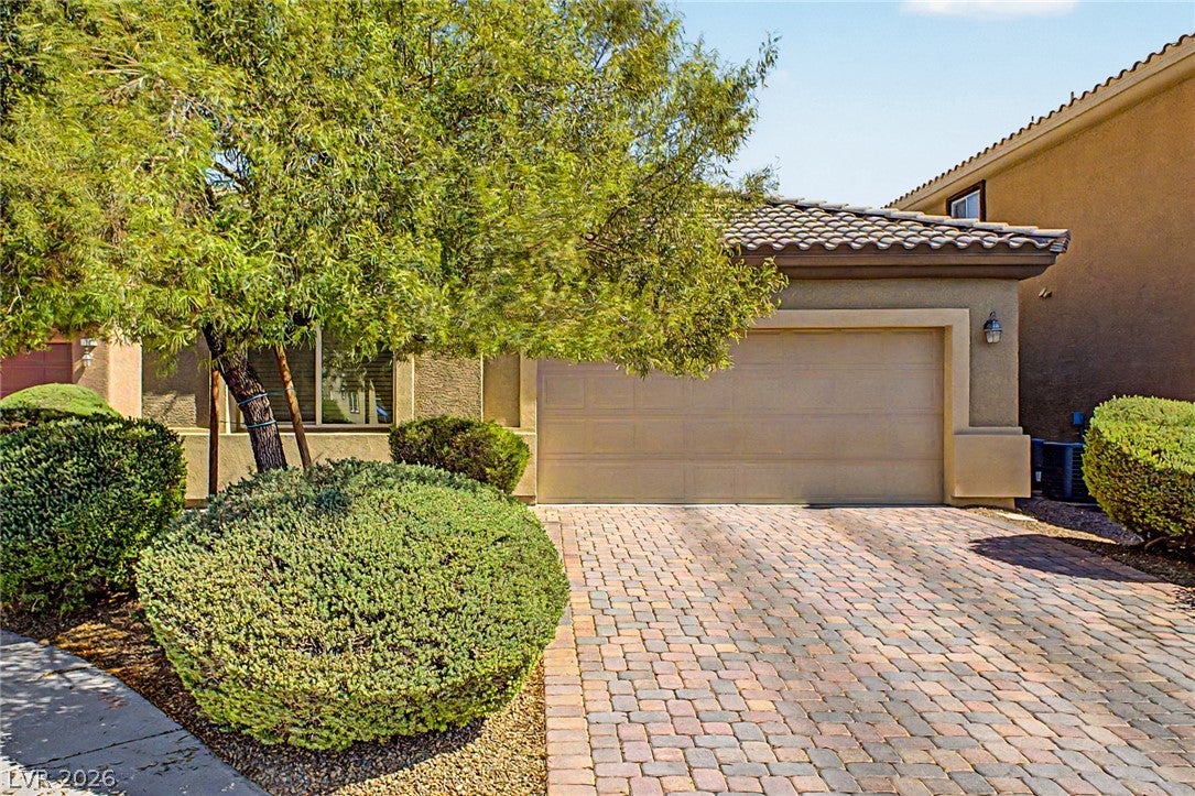 32 Buffalo Gap Court