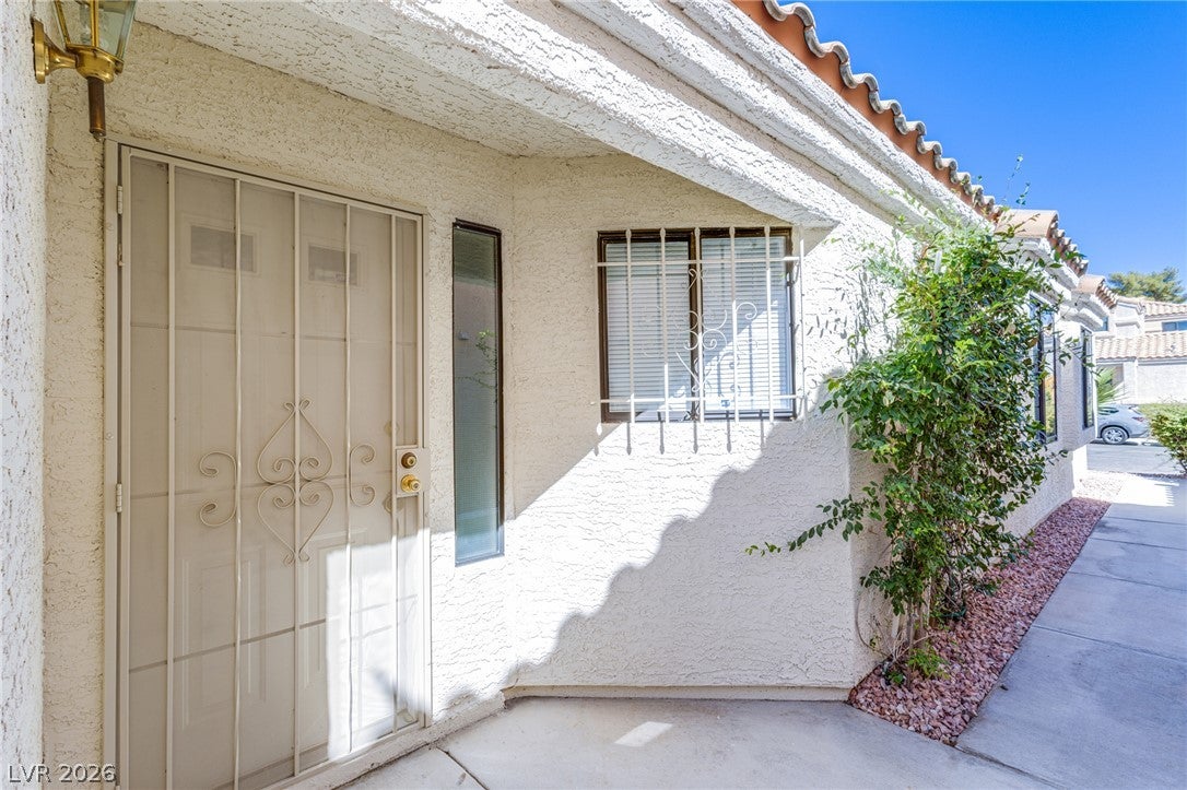 9505 Intercoastal Drive