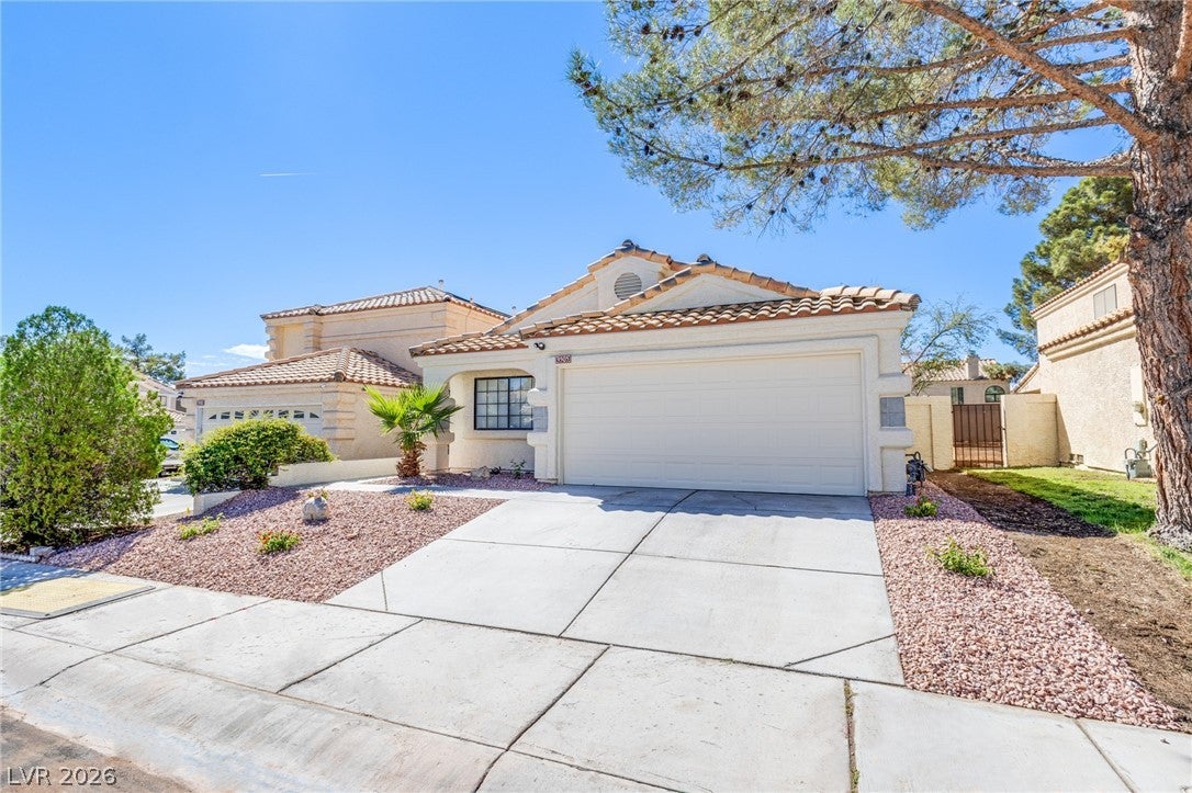 9505 Intercoastal Drive