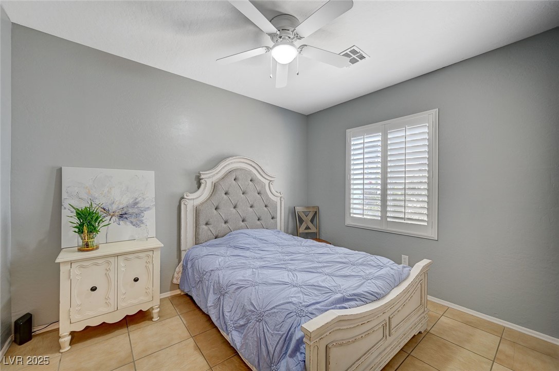 Properties 4 2573 Palentina Street