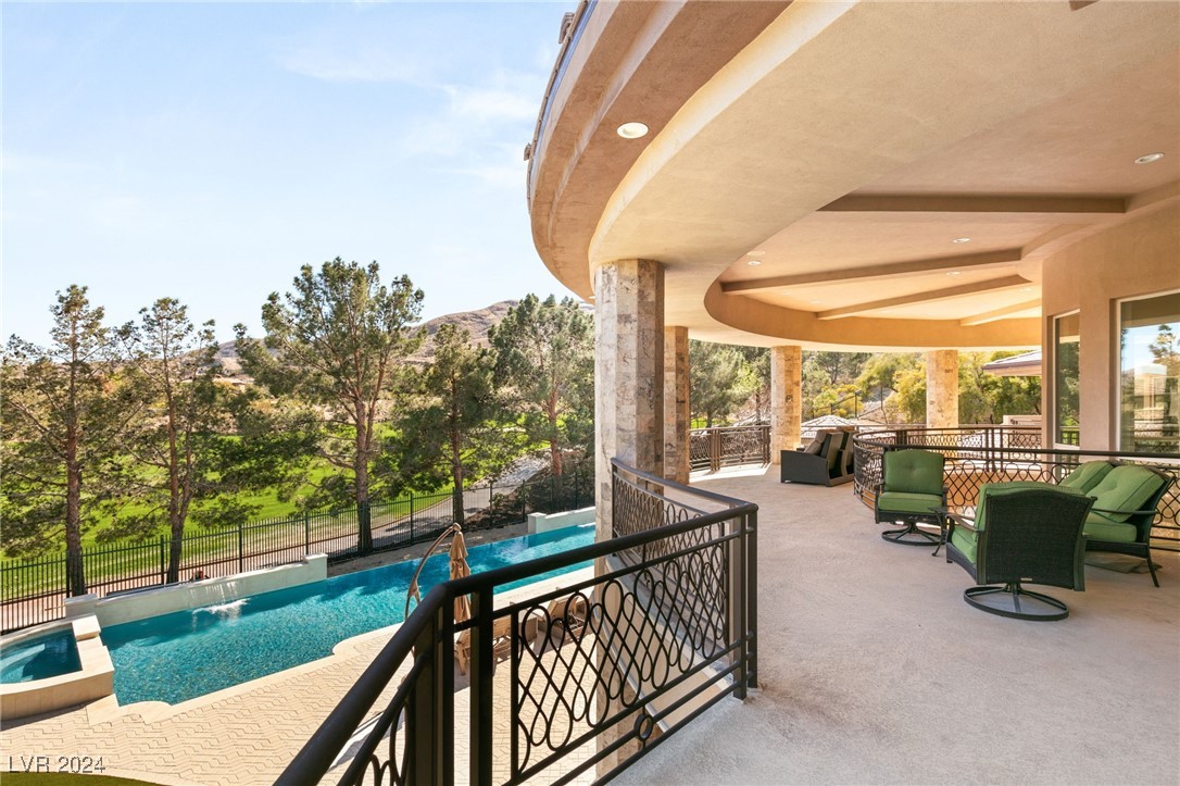 Las Vegas, Nevada 89141, United States, 7 Bedrooms Bedrooms, ,9 BathroomsBathrooms,Residential,Active,37670