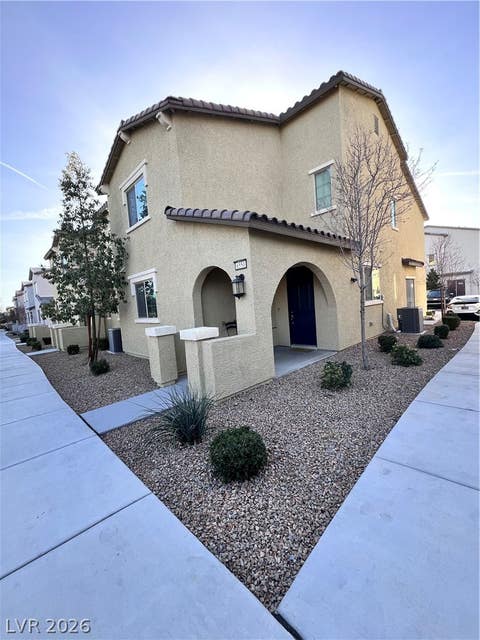 Townhouse For Sale - 6550 Silver Estates Street<br/> Clark County, North Las Vegas, NV 89081