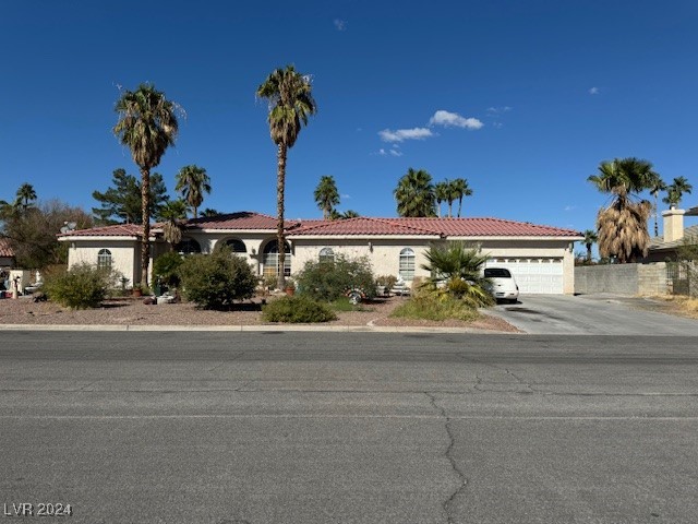 5868 Pioneer Avenue, Las Vegas, Nevada image 1