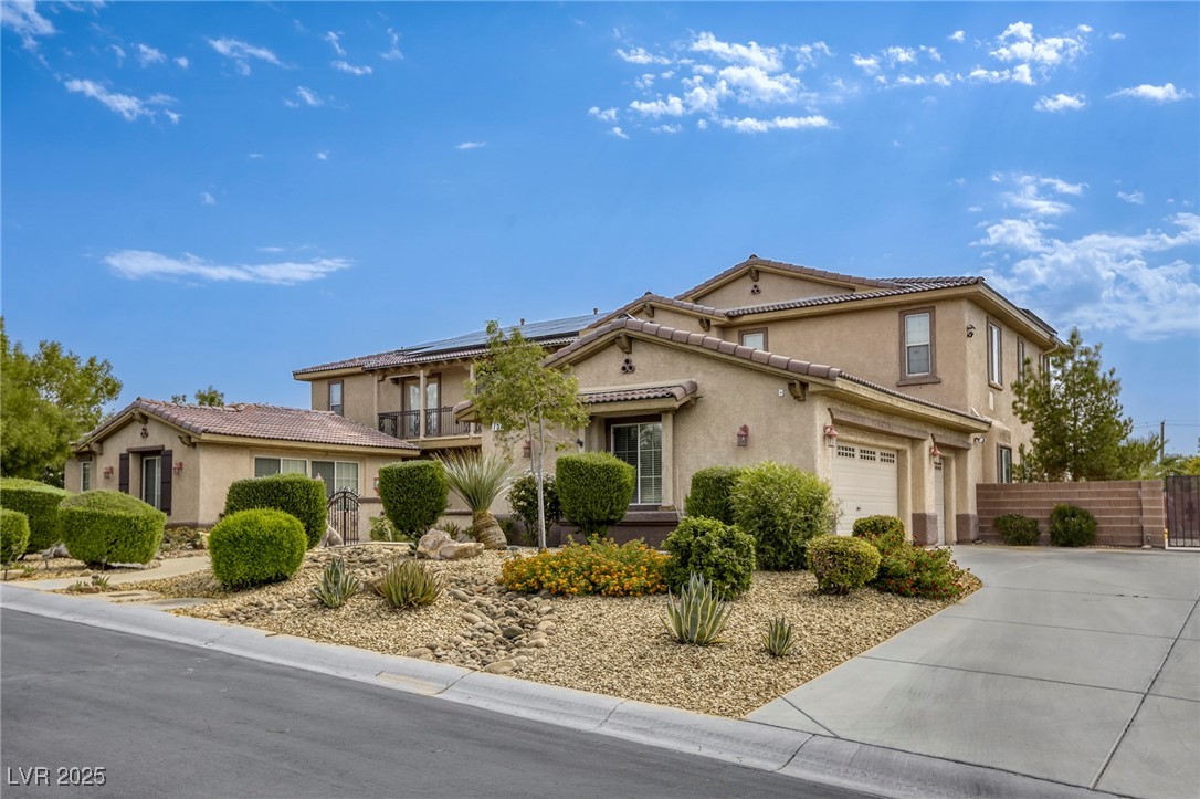 7516 Via Fiorentino Street
