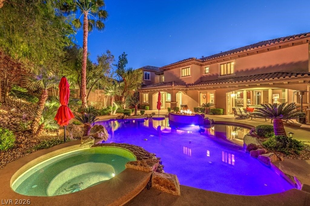 Photo of 2712 Marie Antoinette Street, Henderson, NV 89044 (MLS # 2776083)